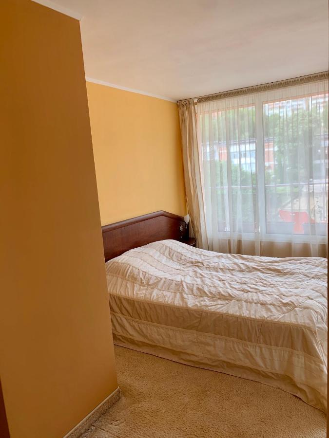 Hotel Elena Veliko Tărnovo Exteriör bild
